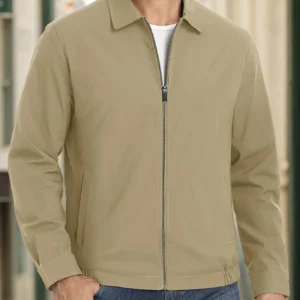Men's Lightweight Jacket - Windproof and Waterproof Design for Outdoor Activities and Everyday Casual Wear